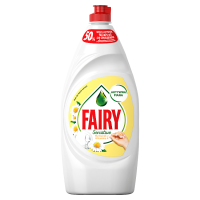 Fairy Sensitive Rumianek z Witaminą E Płyn do mycia naczyń (900 ml)